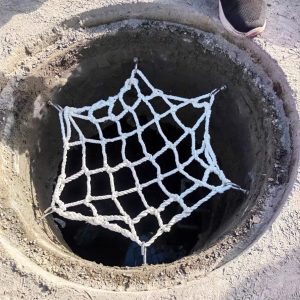 7*7cm Size Manhole Cover Safety Net with High-Tensile Fall Protection