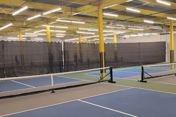 Pickleball-Barrier-Divider-Containment-Netting Pickleball-Barrier-Divider-Containment-Netting